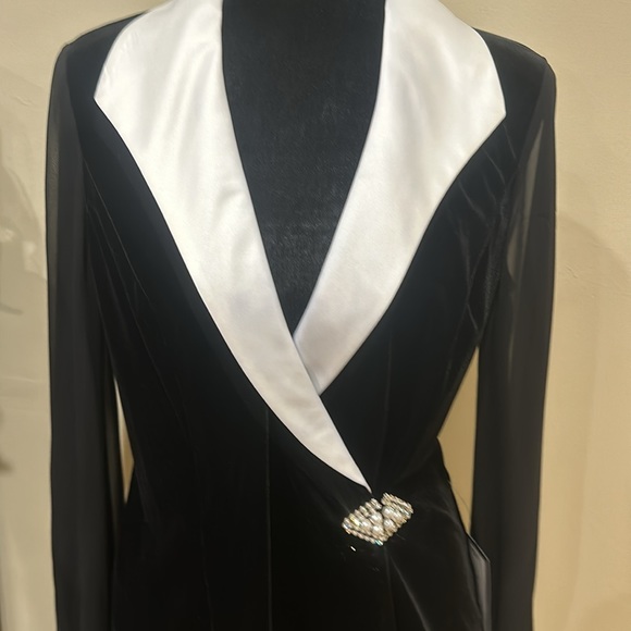 Alex Evenings gorgeous blouse new with tags.  Super elegant and classy. - Picture 2 of 11